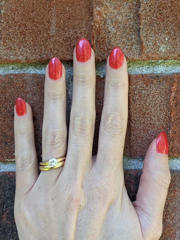 Picture by nurseleu showing 'Nothing Like A Fresh Red Mani 💅' number 2