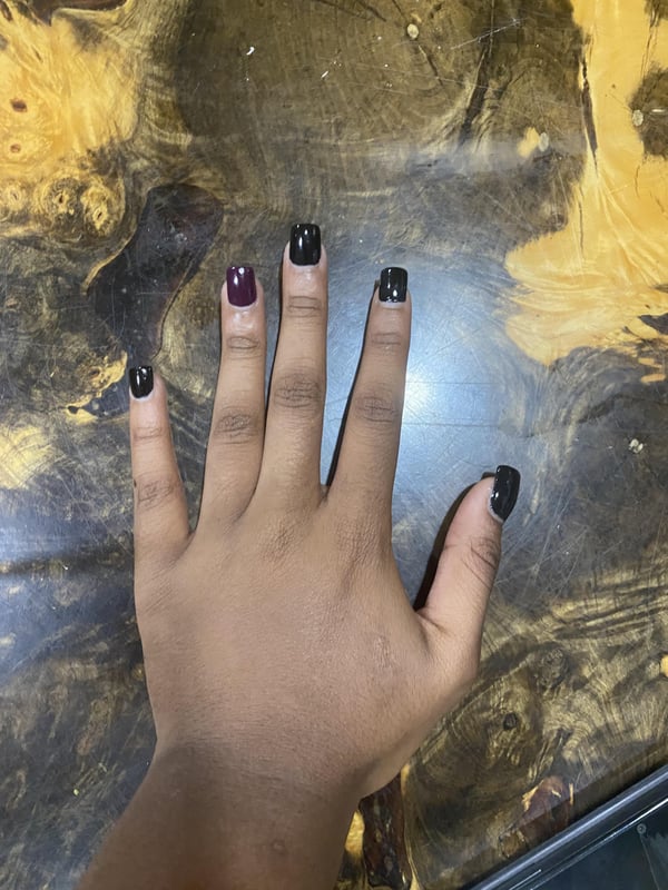 Picture by strangerdanger950 showing 'First Time Doing Acrylic Nails On Myself Howd I Do?' number 1