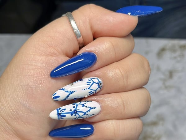 Picture by LizziexParty saying 'My Clase Azul Tequila Inspired Nails!'