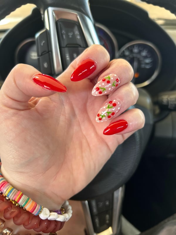 Picture by maryrach saying 'Thank You To The User Who Gave Me The Inspiration For These! Vacation Nails.'