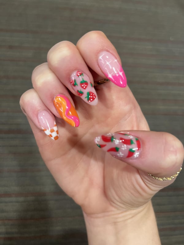 Picture by kellimk5 showing 'Summer Nails Are The Most Fun' number 2