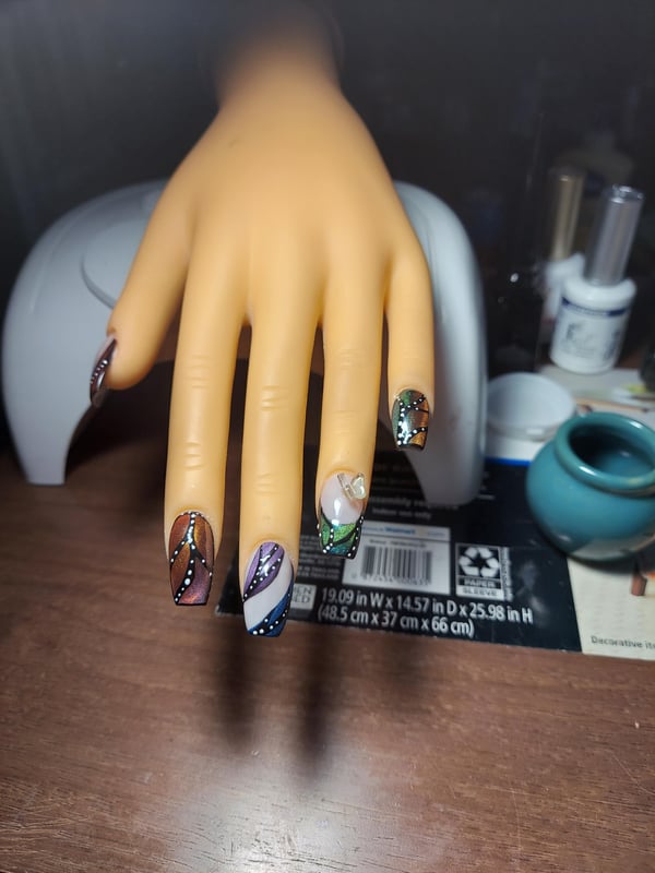 Picture by lionesss_ saying 'Yay Or Nay? Nail Art Assignment For School'