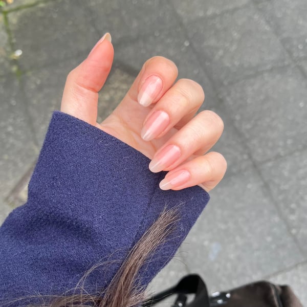 Picture by mmelinoee saying 'My Nails But Better 🍓'