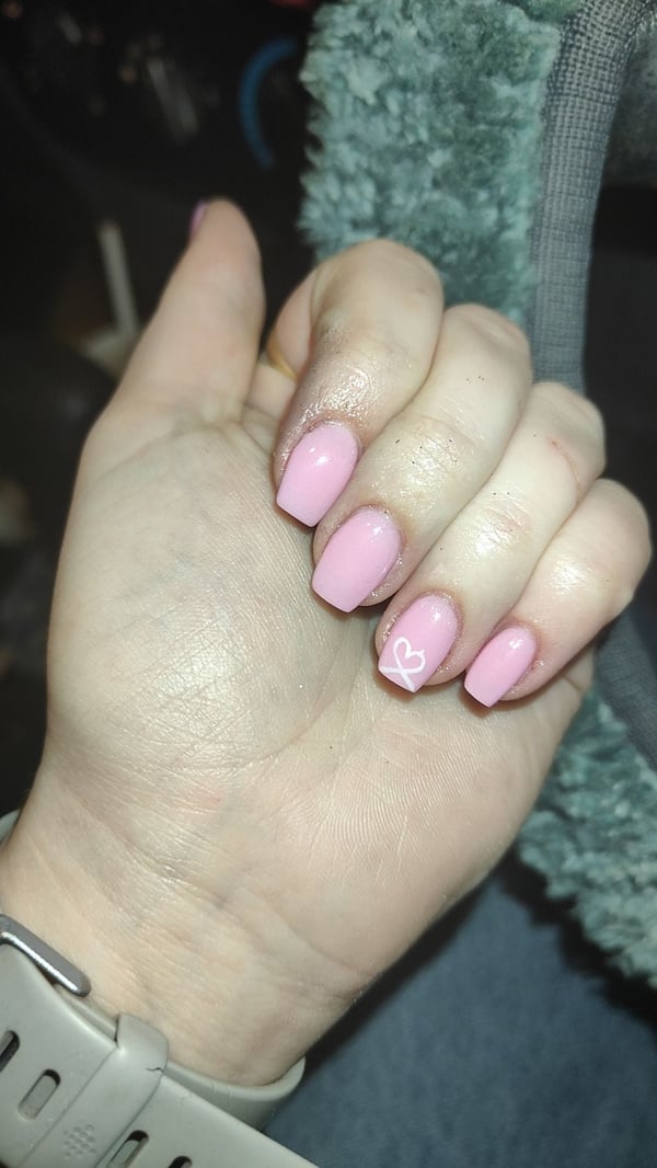 Picture by Adviceplease98765 saying 'New Nail Shape!!!'