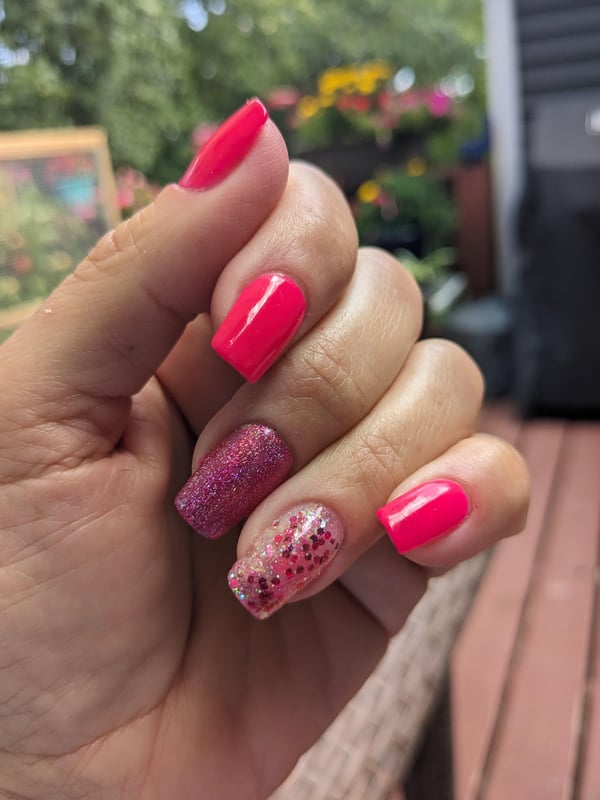 Picture by STLt71 showing 'Barbie Nails' number 2