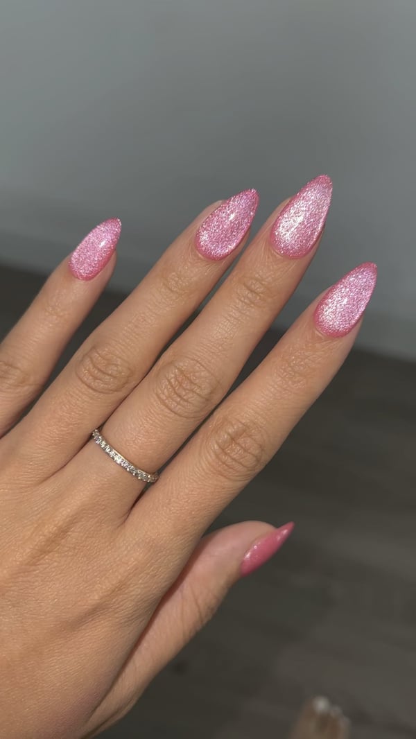 Picture by chilican saying 'Barbie Cat Eye Nails! 🎀'