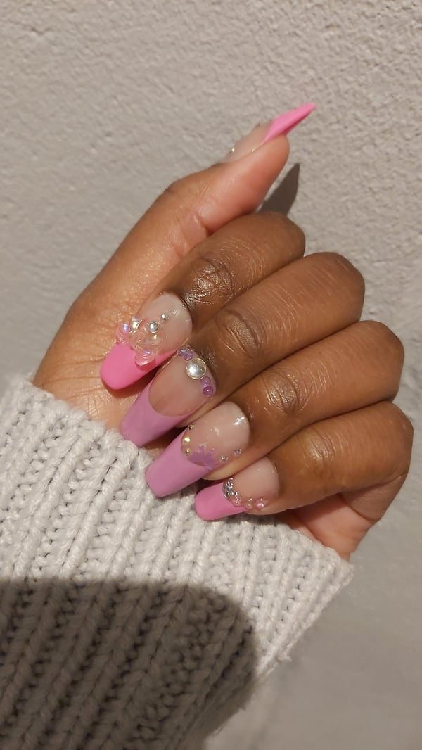 Picture by Keo_oratile showing 'Pink DIY Nails' number 2