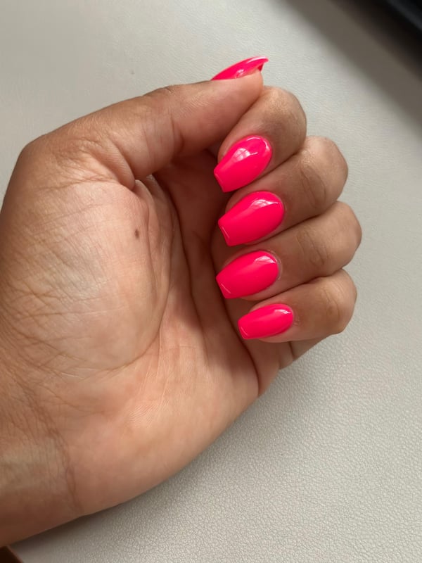 Picture by CurvyMixedGirl saying 'I Saw “barbie Pink” In The Salon And Couldn’t Resist! DND Gel Colour 💕'