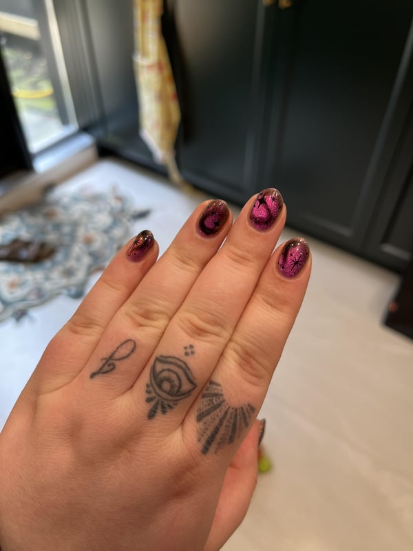 Picture by daddymyers69 showing 'Newest Nails' number 3