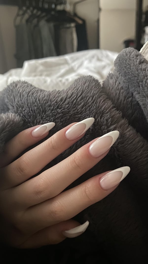 Picture by zozosreddit showing 'New French Manicure I Did!' number 2