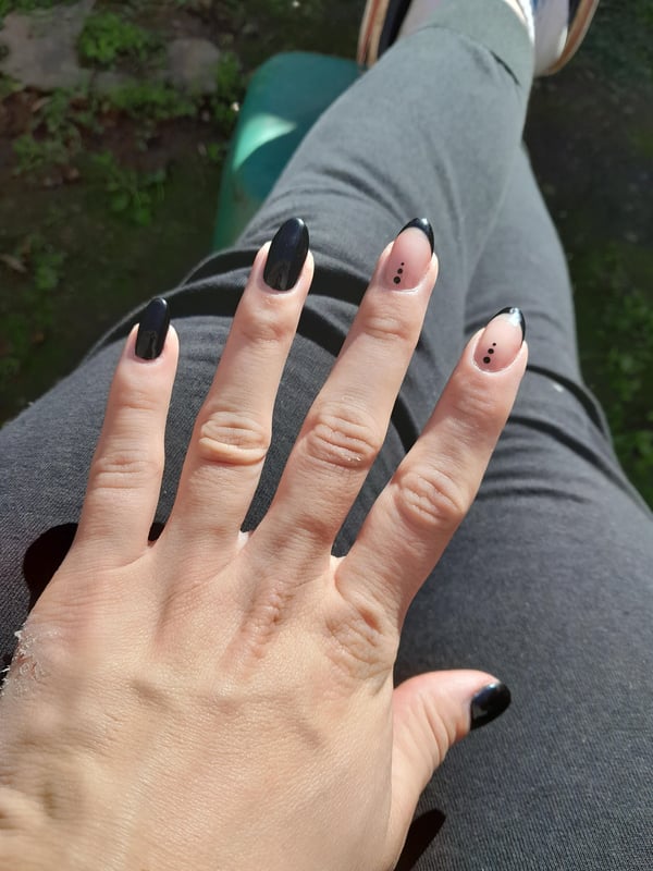 Picture by floripondia-x saying 'They Were Made For Me By A Friend Who Is Just Starting To Do Nails. Although They Are Classic, They Are Still Cute And Delicate!'