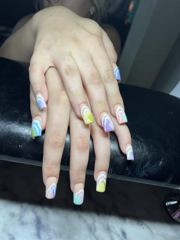 Picture by Unknown222_ showing 'She Wanted Abstract Nails' number 3