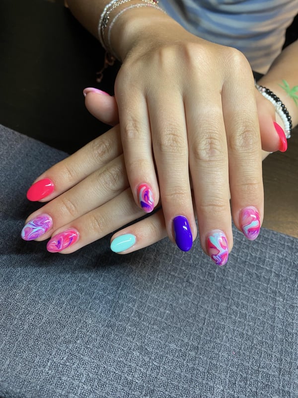 Picture by Worth-Seat-6319 saying 'New Nails For My Teen 🤩'