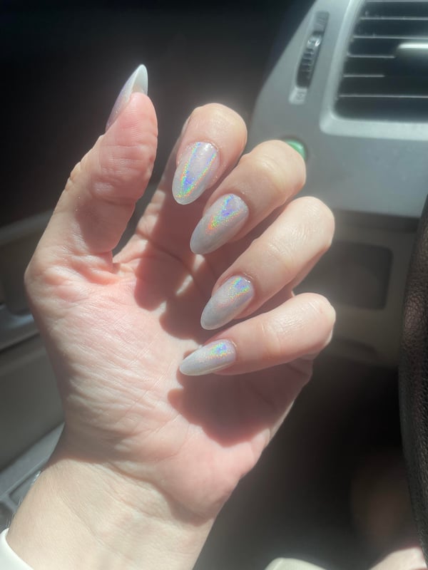 Picture by sweetsweetadeline saying 'Simple Chrome Mani'