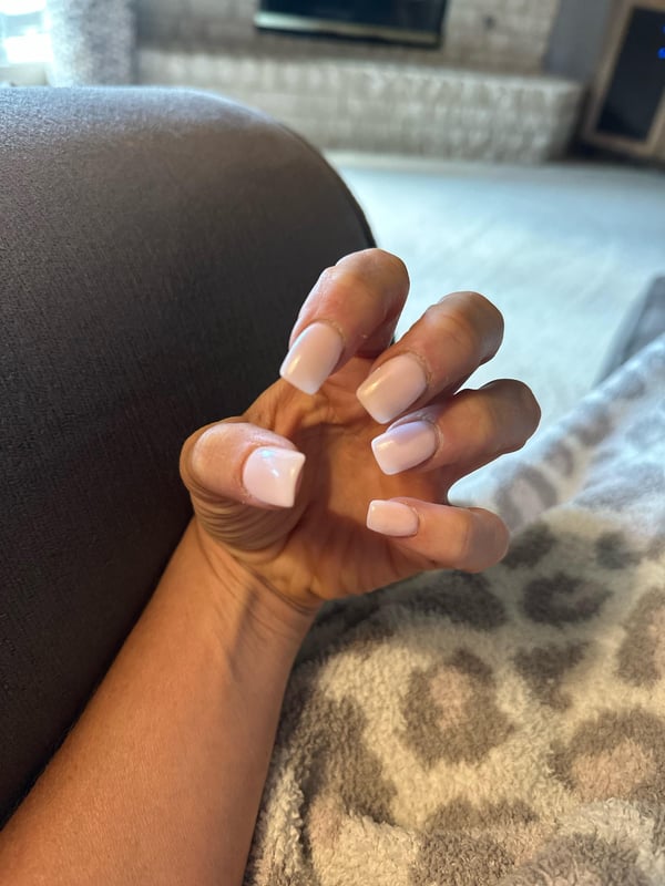 Picture by Leathermoss saying 'I Feel Like I Have Giant Donkey Teeth On My Fingers. Can I Ask For A Re-do From The Salon. I Can Hardly Stand Looking At Them.'