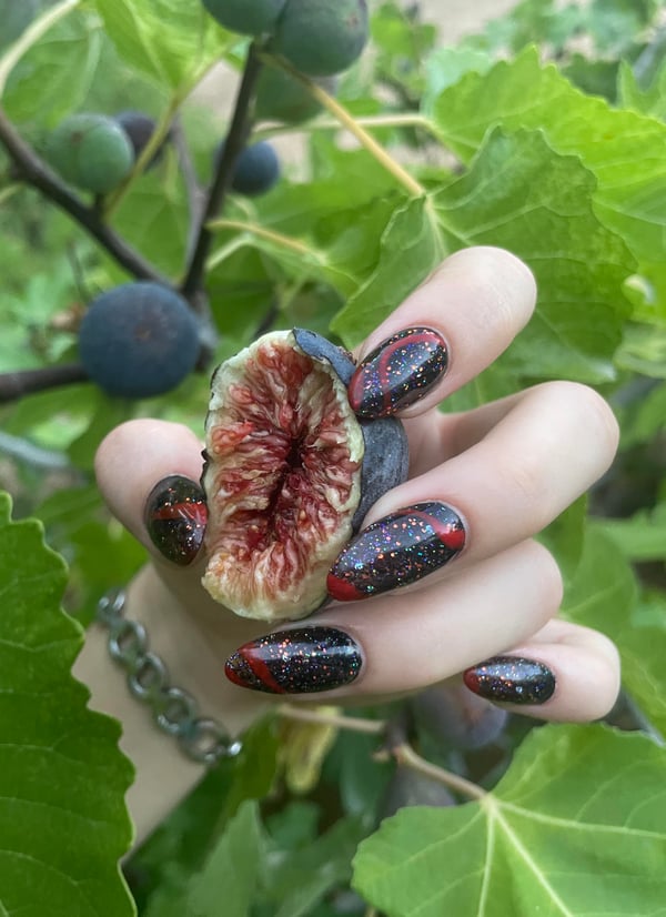 Picture by Spraaawlin saying 'Black Magic Fig'