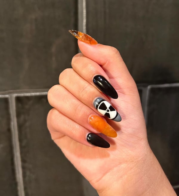 Picture by dylanadomynails showing 'Here’s A Handpainted Barbenheimer Set I Did 🖤💖 | @dylana.do.my.nails' number 3