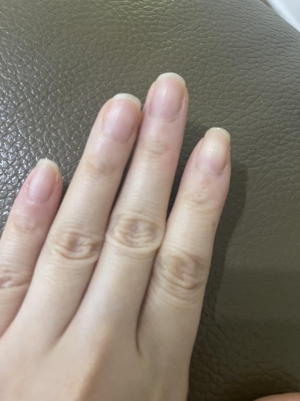 Picture by aigildalyn showing 'Really Loving Press On Nails Right Now But Hate Doing Anything Like Washing My Hair Or Lifting Up Anything Heavy like A Luggage Up The Bin On The Airplane Lol With Them On' number 4