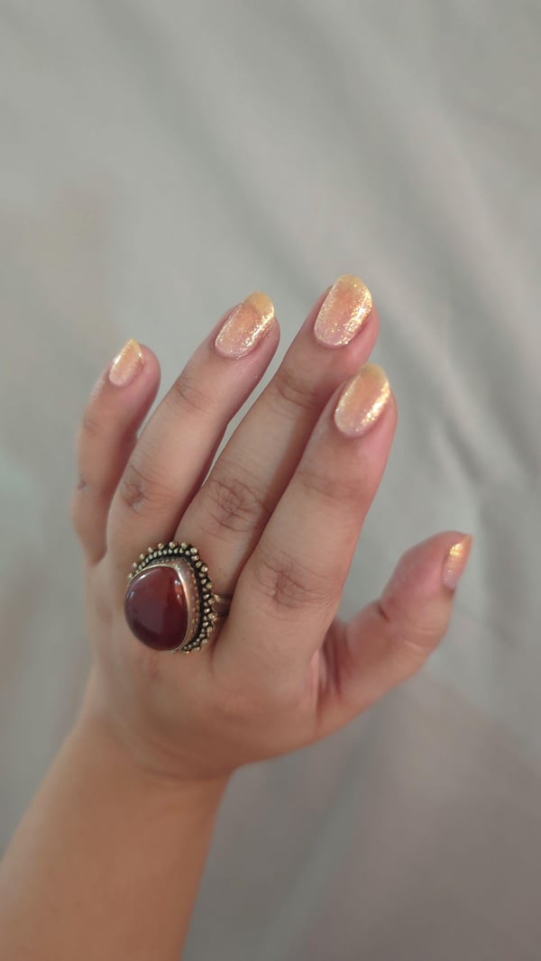 Picture by spicyxcinnamon showing 'Sheer Gold Shimmer' number 2