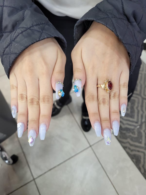 Picture by Empyrean_Mokie showing 'I Did My Little Sister's Nails, My Mom Has Left Me In Charge Of The Nail Salon. I Can't Wait To Show Her What I Did' number 2