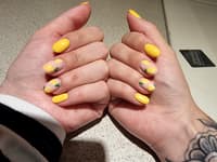 My Nail Tech Said She Can't Paint Lemons.. I Beg To Differ! 🍋