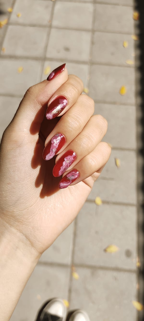 Picture by VenusQueen0 showing 'Red Nails' number 2