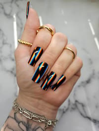 Optical Illusion Nails ✨️