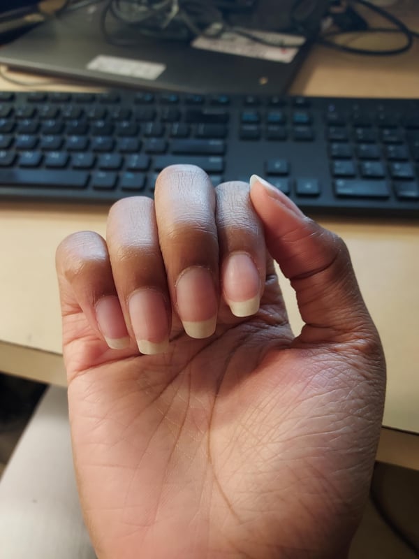 Picture by Kryamodia saying 'I Miss Having Long Nails.'