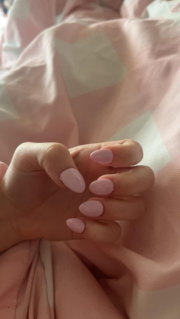 Picture by hatm0use showing 'I Got My Nails Done Today For The First Time Ever At A Nail Salon. Are These Good Or Meh? I Can’t Tell.' number 2