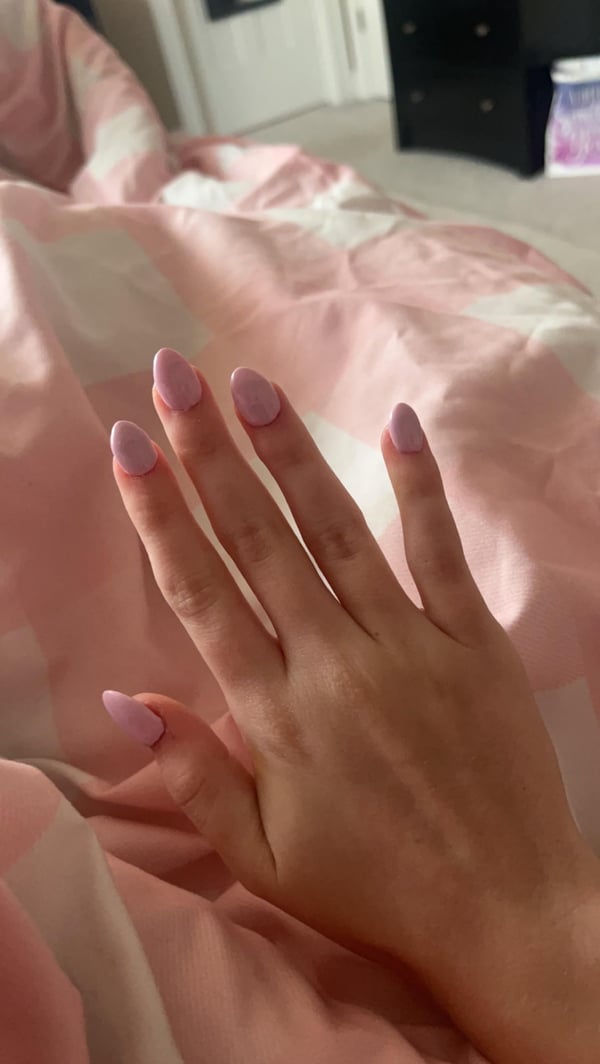 Picture by hatm0use showing 'I Got My Nails Done Today For The First Time Ever At A Nail Salon. Are These Good Or Meh? I Can’t Tell.' number 3