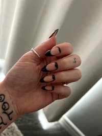 New Nails 🖤🪽