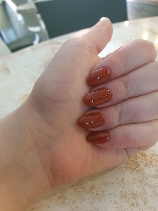 Picture by QueenVitaRose saying 'Fresh Set.. You Like The Color?'