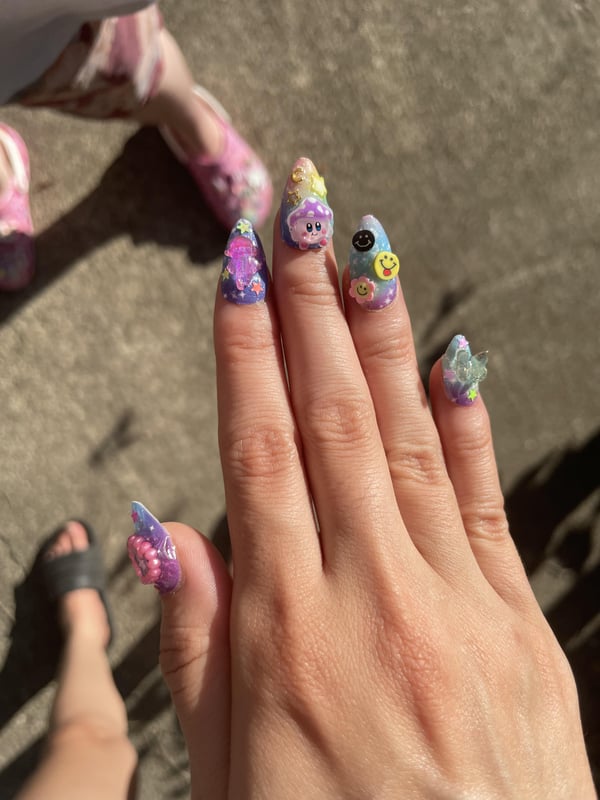 Picture by wowyfandoms saying 'Did My Friends Nails Today Before Her Mushroom Trip Tomorrow'