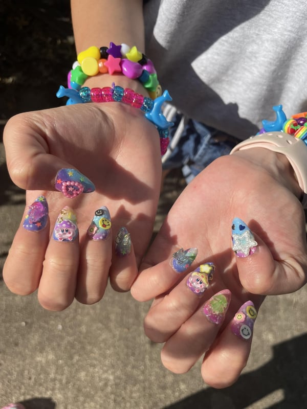 Picture by wowyfandoms showing 'Did My Friends Nails Today Before Her Mushroom Trip Tomorrow' number 2