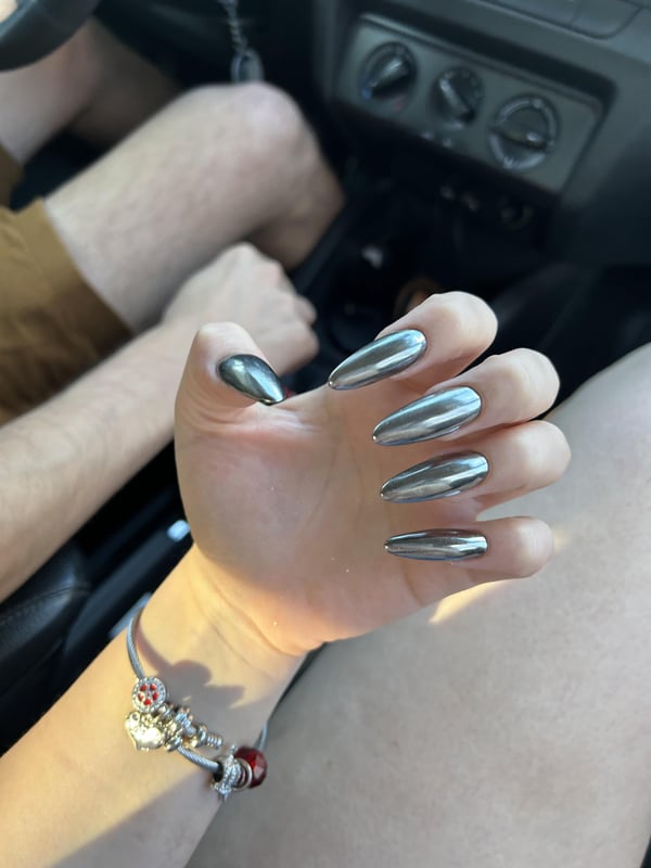 Picture by gazapizm showing 'Got My Nails Done Recently And I Am So In Love!!!' number 3