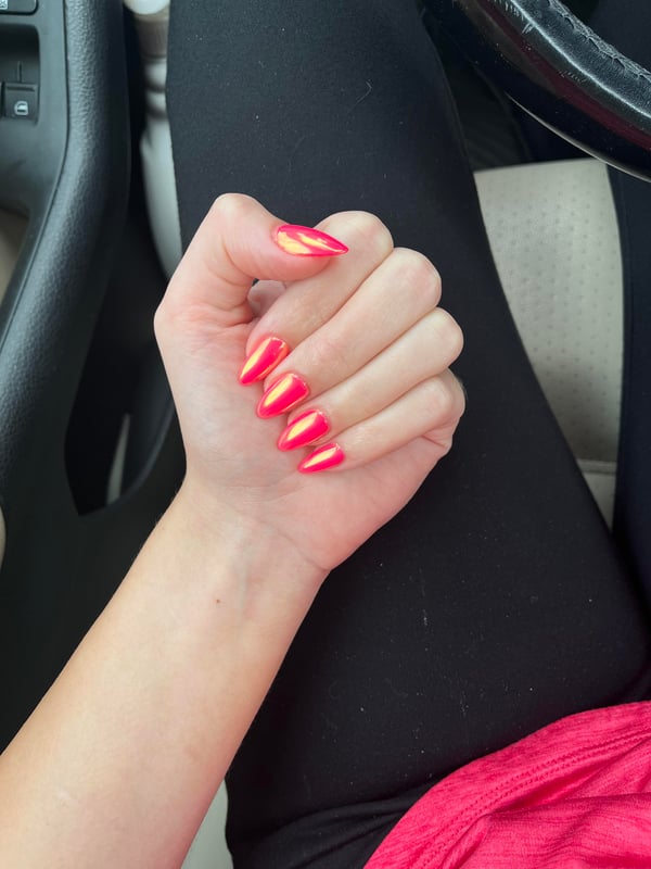 Picture by rosegoldandstardust saying 'Barbie Core Gel X Nails'