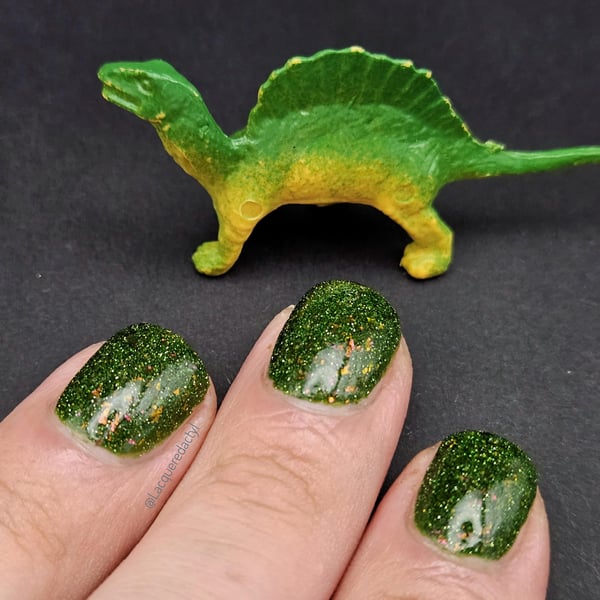 Picture by SpicyGambit showing 'Envy Lacquer - Grandpa's Garden' number 4