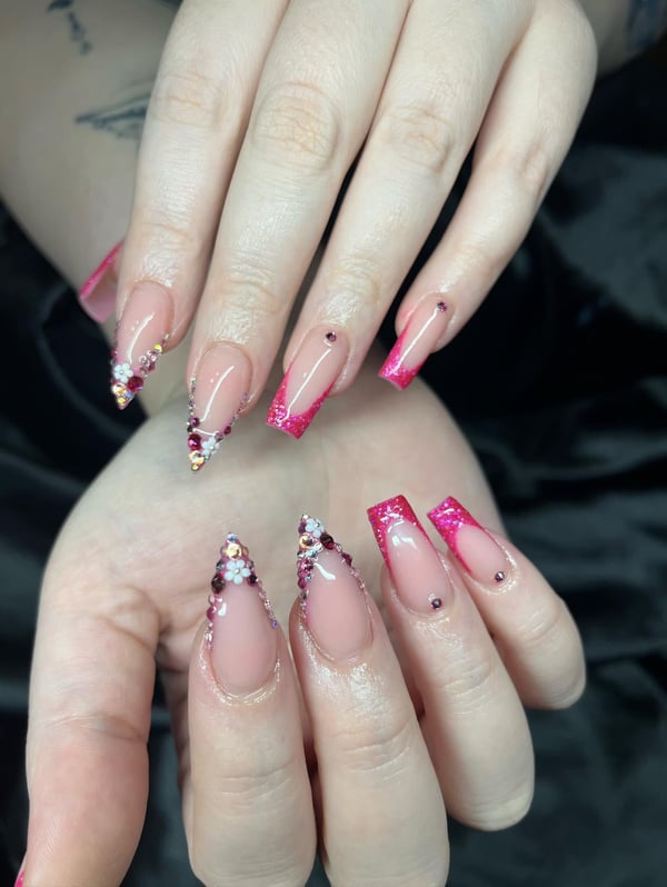 Picture by Damnedeitherway52 showing 'Birthday Set 💞💅🏻' number 3