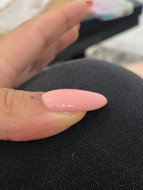 Picture by skyexcass saying 'When I Do Gel Polish, The Last Few Times I’ve Been Getting These Bubbles… Help?'