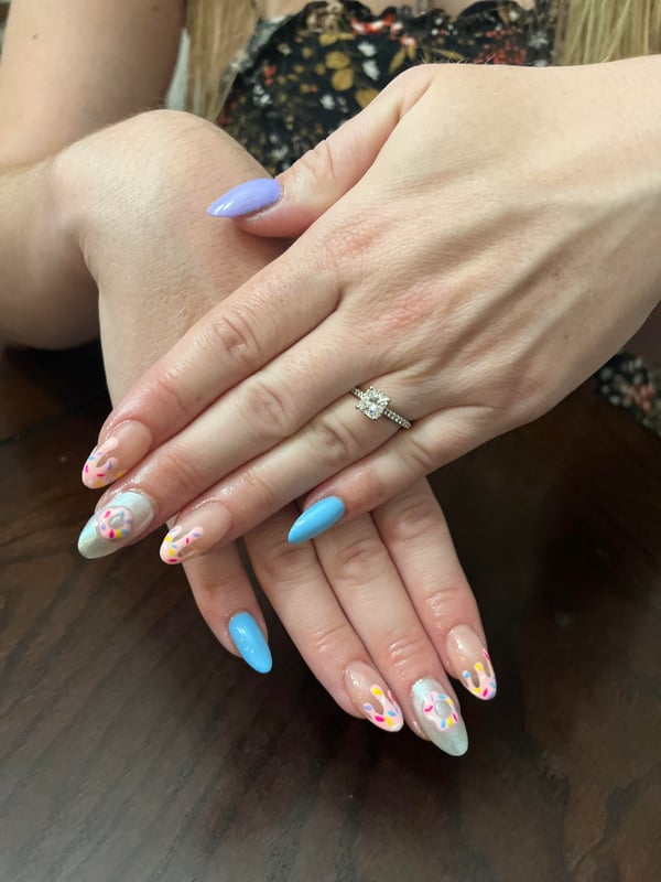 Picture by drivwticks saying 'Did I Do Glazed Donut Nails Right?'