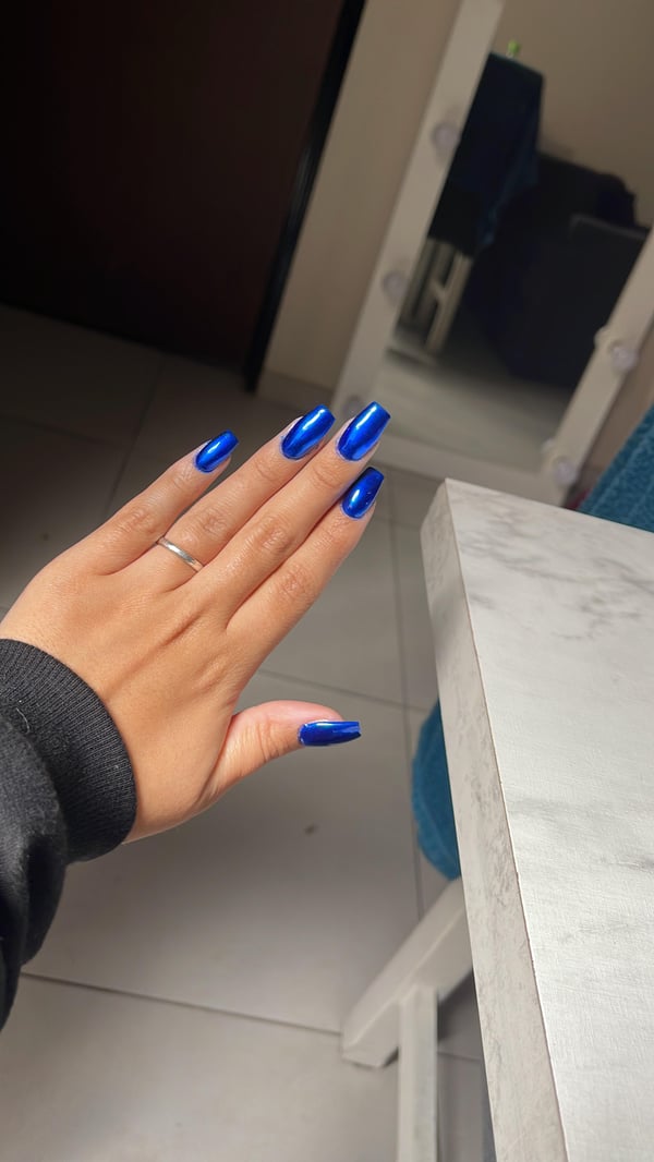 Picture by Aguussdani22 saying 'My Nails Blue💙'