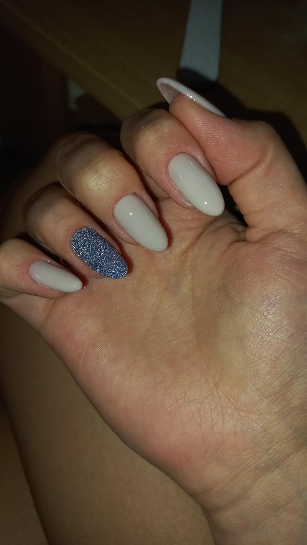 Picture by MoreFlovv showing '💫My Best Nails💫' number 2