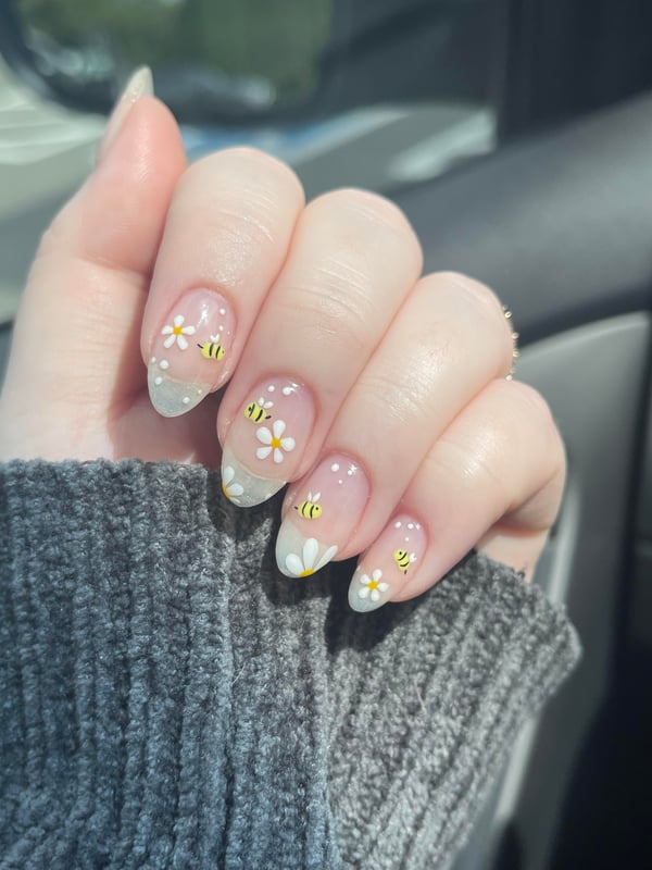 Picture by Ok-Explanation-8056 saying 'Buzzing About My New Nails 🐝🐝'