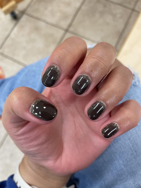 Picture by AskRepresentative988 saying 'New Fall Nails 🤎'