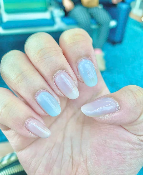 Picture by TooObsessedWithOtoge saying 'The Cuticles Are Dried Up And The Nails Are Uneven But A Airport Screening Man Told Me They Look Good! Made My Day 😆'