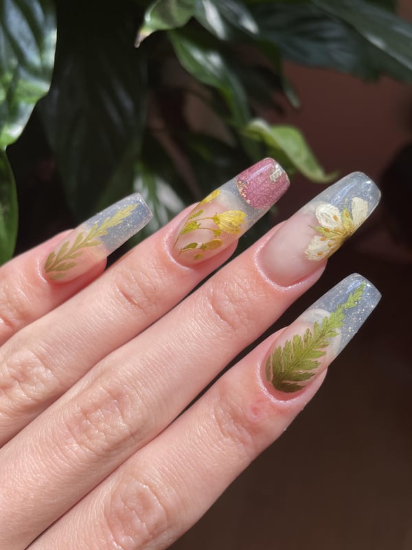 Picture by StrangeMango775 showing 'Encapsulated Flower And Fern Nails For My Birthday!' number 4