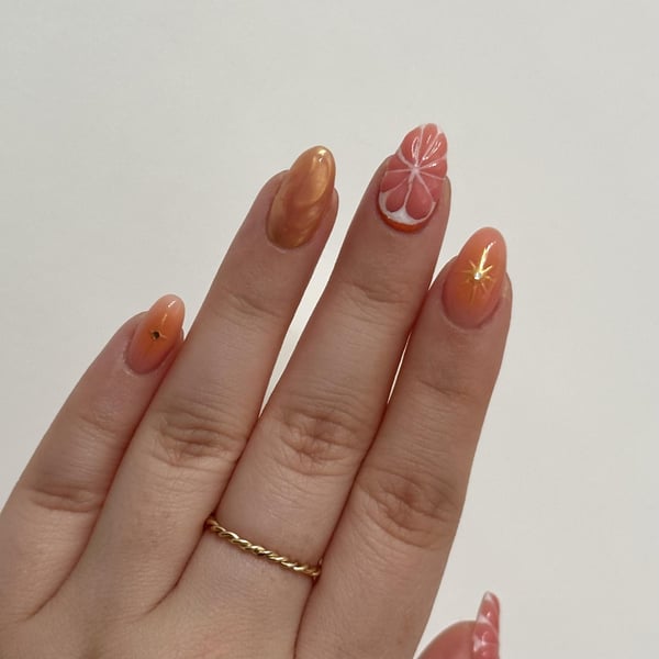 Picture by PoppyDaisyRose showing 'Grapefruit Nails' number 3