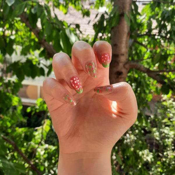 Picture by Desuwupocketcamp saying 'Strawberry Nails With Regular Polish! 🍓 🍰 🍓'