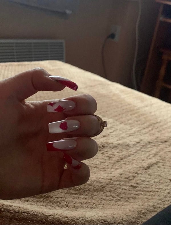 Picture by Poskakushka saying 'Are My Nails Looking Okay?'