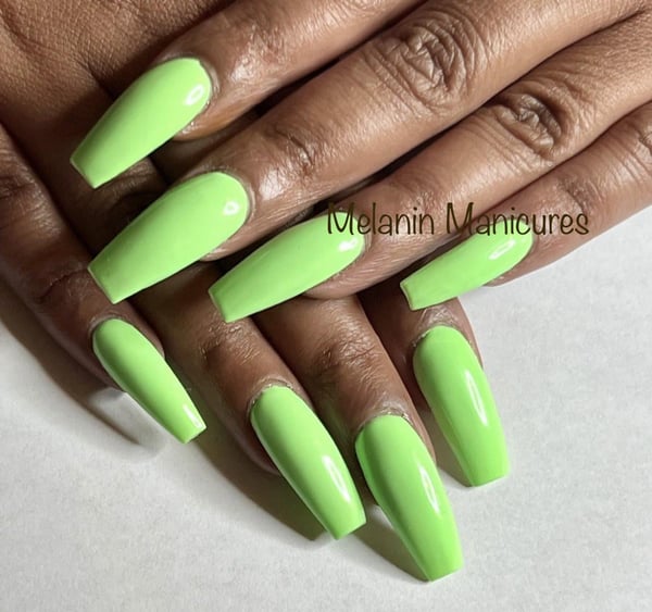 Picture by MelaninManicures showing 'DND Green Forest 💚' number 2